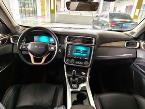 Auto Usado Más Vendido del 2018, <span class=keywords><strong>Lynk</strong></span> & <span class=keywords><strong>Co</strong></span> <span class=keywords><strong>01</strong></span> 2.0T PRO - Product Image 3