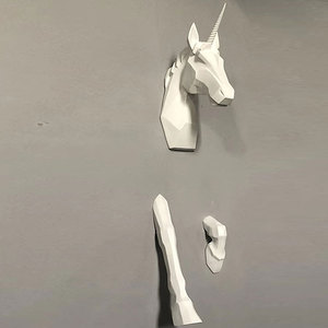 Statua da Parete 3D in Resina di Cavallo Volante Nero a Grandezza Naturale, Scultura da Appendere per Laurea, Prezzi all'Ingrosso di Fabbrica - Product Image 2