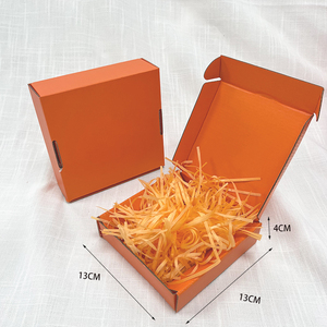 Custom Shape Gold Foil Printed Thick Matt Lamination Gift Boxes Sweet Baby Christening Gift Set Love Style <strong>Candles</strong> - Product Image 2