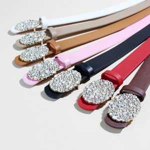 Cintura in Pelle Vegana Lucida per Donne con Fibbia in Strass, Regolabile e Sottile, per Jeans, Abiti e <span class=keywords><strong>Pantaloni</strong></span> - Product Image 1