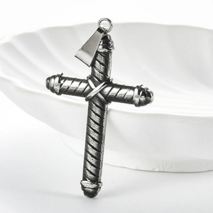 สร้อยคอจี้รูปกางเขนสไตล์พังก์สีดำทำจากสแตนเลสสำหรับผู้ชายและผู้หญิง  วัสดุไทเทเนียมสตีล วินเทจ  จี้เสริมสิริมงคล  เครื่องประดับสำหรับงานปาร์ตี้ ของขวัญ - Product Image 2