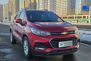 <span class=keywords><strong>Chevrolet</strong></span> <span class=keywords><strong>Trax</strong></span> Usata, SUV Compatto 2WD per Pendolarismo Quotidiano e Uso Familiare, <span class=keywords><strong>Chevrolet</strong></span> Tracker con Tetto Apribile - Product Image 2