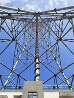 Tour en treillis d'acier autoportante à 4 poteaux de 40 m, pylon galvanisé à chaud pour lignes de transmission aériennes