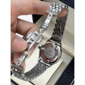 Montre Décontractée Élégante pour Femme à Quartz, Cadran Strass, Bracelet en Acier Inoxydable, Étanche et Lumineuse – Vente en Gros à Chaud - Product Image 6