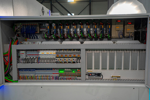 Centre d'usinage et de fraisage six faces pour le travail du bois avec un excellent service, modèle Spd2128d, pour perçage CNC du bois - Product Image 3