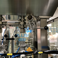 Machine à piston automatique en acier inoxydable à 4 têtes, contrôlée par PLC, entraînée par moteur, haute précision 1%, pour shampoing, huile, produits chimiques et alimentaire