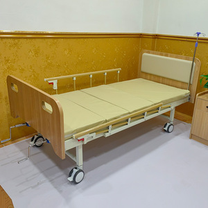 Cama de enfermería de madera Yizhuokang con barandillas para pacientes mayores, cama de hospital con estructura de acero - Product Image 1