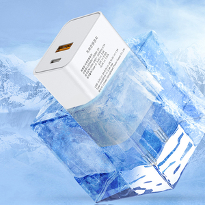 20W PD QC nhanh chóng sạc điện thoại di động Type-C 20W PD Adapter cho iPhone 12-16 loạt <span class=keywords><strong>USB</strong></span> tường sạc QC3.0 chức năng <span class=keywords><strong>Apple</strong></span> tương thích - Product Image 2