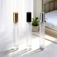 Flacon de parfum rond en verre transparent de haute qualité, personnalisé OEM, à fond épais, avec bouchon à vis, sérigraphie et estampage à chaud doré, diffuseur à bâtonnets 10ml