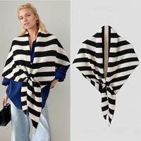 Châle tricoté personnalisé avec logo, fabriqué en usine depuis 16 ans, écharpe triangulaire chaude d'hiver, cape poncho ouverte, pashmina douillette pour femme