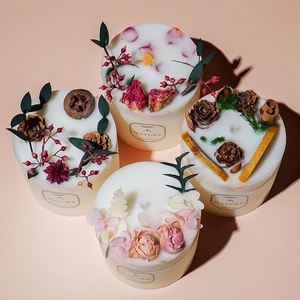 Handmade Eco-friendly Customizable logo Candle Gift <b>Box</b> with Dried Flowers Suitable Valentine's Day and New Year Welcome Gift - Product Image 5