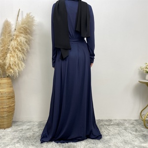 6421 #   เดรสสีพื้น คอวี แขนยาวทรงเข้ารูป จีบระบาย สำหรับผู้หญิงมุสลิม ความยาวคลุมเท้า มี 8 สี - Product Image 6