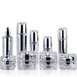 Contenants de sérum de soin de la peau de marque privée, pots de lotion crème hydratante éclaircissante à la vitamine C, bouteilles pour les soins du visage des femmes - Product Image 1