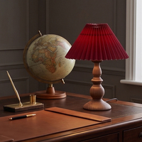 Lámpara de Mesa de Tela Plegada Estilo Retro Americano, Base de Hierro Forjado con Aspecto de Madera, LED de 3W, Regulable, Lámpara Ambiental para Dormitorio, Sala de Estar, Hotel