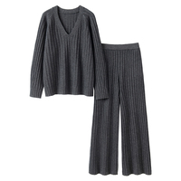 Ensemble tricoté pour femmes OEM ODM, pull à col en V, pantalon tricoté ample, 30% cachemire et 70% laine, design à rayures verticales