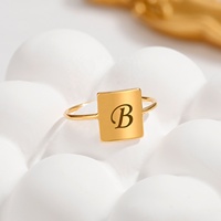 Drops hipping 18 Karat Gold Initial Custom Gravierte Ringe Gravur Name Ring Square Zarte Frauen Personal isierter Schmuck