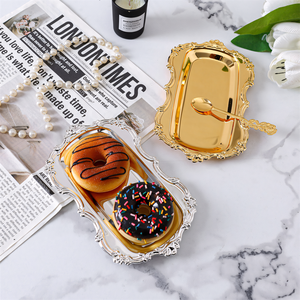 Plateau de service en relief vintage-Plateau à dessert et à collation | Organisateur de rangement de bijoux | Décor de table à manger - Product Image 1