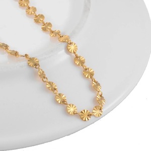 Collier unisexe tendance classique en acier inoxydable plaqué <span class=keywords><strong>or</strong></span> 18 carats, chaîne à maillons ronds faite à la main - Product Image 2