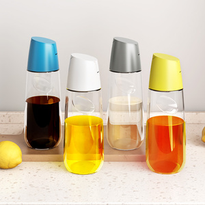 Contenedores de aceite de oliva para uso en la cocina, dispensador de vidrio con apertura y cierre automático, botella de aceite de 700ml y 24oz - Product Image 4