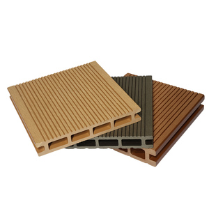 Plancher en WPC imperméable spécialement conçu pour une utilisation en extérieur dans les jardins et parcs, épaisseur 12 mm, résistant aux fissures, écologique, durable - Product Image 3