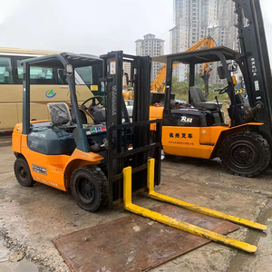 יפן מלגזה משומש טריפלקס 3 טון מלגזה עם צידה - Product Image 5