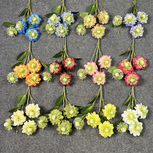 Bouquets de chrysanthèmes artificiels, fleurs en soie, décorations de mariage, légères, moulées par injection, origine Chine - Product Image 1