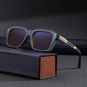 Lunettes de soleil photochromiques Tob Davies à monture carrée pour hommes, protection UV400, pare-soleil de classe 2, monture en plastique et métal, couleur noire - Product Image 3