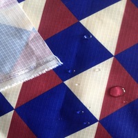 Tissu Oxford Ripstop en Polyester 300D Enduit PU Imperméable 1000mm
