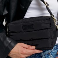 Benutzerdefiniertes Logo Großhandel Damen Gesteppte Puffy Crossbody Umhängetasche Outdoor Reise Puffer Schulter Hüfttasche