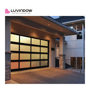 Portes <span class=keywords><strong>de</strong></span> <span class=keywords><strong>garage</strong></span> sectionnelles en alliage d'aluminium, verre dépoli, moderne, nouvelle <span class=keywords><strong>porte</strong></span> <span class=keywords><strong>de</strong></span> <span class=keywords><strong>garage</strong></span> automatique noire combinée - Product Image 2