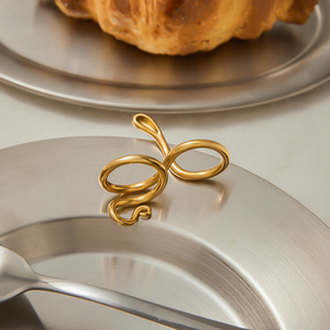 Anillo de Serpiente, Chapado en Oro de 18K, Acero Inoxidable, Diseño Geométrico de Animal, Joyería Unisex, Regalo - Product Image 1