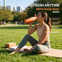 Bouteille d'eau isotherme moderne en acier inoxydable à double paroi, anti-fuite, 680 ml, avec logo personnalisé, couvercle à clapet et paille, idéale pour les voyages