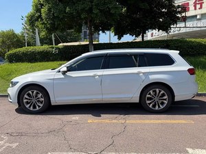 Volkswagen Variant 2021 2.0T Station Wagon Automatique Conduite à Gauche Véhicule d'Occasion avec Sièges en Cuir Caméra Arrière Véhicules à l'Exportation - Product Image 4