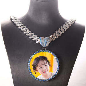 Colgante de medallón redondo XL de circonita cúbica estilo Hip Hop Iced Out, colgante de moissanita de círculo grande con sublimación de imagen personalizada - Product Image 2