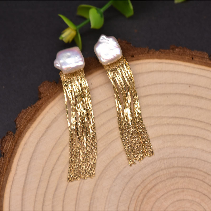 GE0656-2 Gold Tassel Square Dangle Earrings
