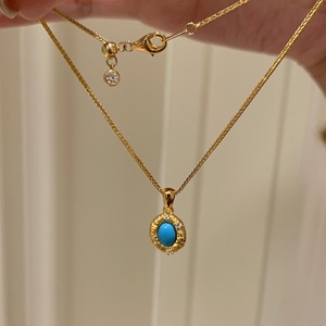 สร้อยคอเงินแท้ S925 ลายดอกไม้สีทองขนาดเล็ก ดีไซน์วินเทจ ขัดเงา สร้อยคอทรงเรขาคณิตระดับไฮเอนด์ ดีไซน์ใหม่สุดหรู - Product Image 5