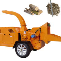 Mobiele houtversnipperaar voor schijven en trommels, capaciteit 2T/u, max. diameter 15cm, geschikt voor bosbouw, boomgaarden, takken, pallets en houtafval.