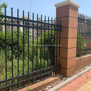 Accessoires de clôture de palissade en <span class=keywords><strong>fer</strong></span> <span class=keywords><strong>forgé</strong></span> à faible coût Panneaux de clôture de ferme et treillis/<span class=keywords><strong>porte</strong></span> utilisés pour les applications extérieures - Product Image 3