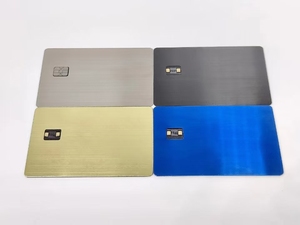 Dual-Interface NFC Metallkarte mit EMV-Chip-Slot, Kontaktloses Bezahlen, Kontaktlose Metall-Kreditkarte mit Hico Magnetstreifen und Unterschrift - Product Image 2