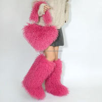 Nouvelle collection 2026 : Sac fourre-tout en forme de cœur pour femme et bottes de neige mi-hautes en fausse fourrure de renard arc-en-ciel