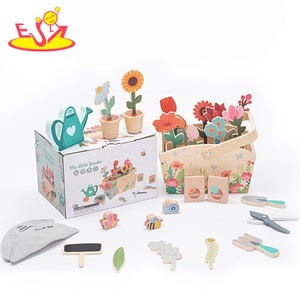 Nouveau Ensemble de jeu en bois <span class=keywords><strong>Mon</strong></span> <span class=keywords><strong>Petit</strong></span> Jardin 2026, Jouet de jardinage d'imitation avec fleurs, outils et panier de transport W10L221 - Product Image 2