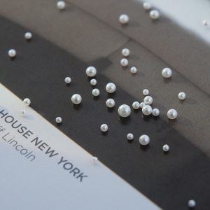 Hisenlee, cuentas de perlas acrílicas sueltas, Perla blanca, Material de relleno de resina sin agujeros para maquillaje de uñas, fundición de joyería de boda - Product Image 1