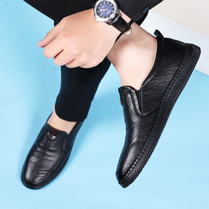 Mocassins en cuir pour hommes, bout rond, à enfiler, semelle en caoutchouc antidérapante, chaussures décontractées pour papa d'âge moyen, chaussures de marche confortables - Product Image 2