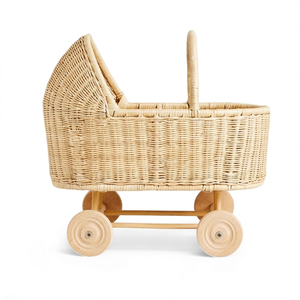 Poussette en rotin vietnamien faite à la main avec roues en canne pour poupées et enfants de 6 mois à 3 ans, non pliable, utilisation en salle de jeux Montessori - Product Image 1
