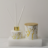Vente en gros Conteneur à bougies en verre dépoli avec boîte Pot à bougie avec couvercle pour la fabrication de bougies Ensemble de bouteilles diffuseur à roseaux en verre
