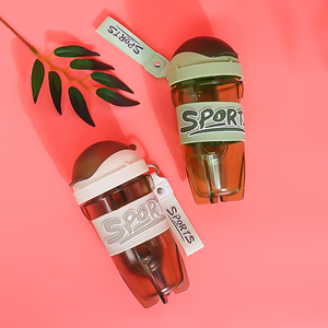 Botella Mezcladora Multicolor con Bola Mezcladora Antideslizante y Hermética, Paquete al por Mayor para Entusiastas del Fitness - Product Image 1