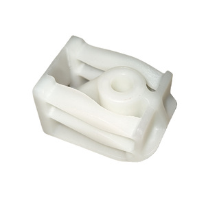 คลิปพลาสติกแบบ C รุ่น 07147311312 สำหรับยึดแผ่นกันกระแทก Baojun - Product Image 2