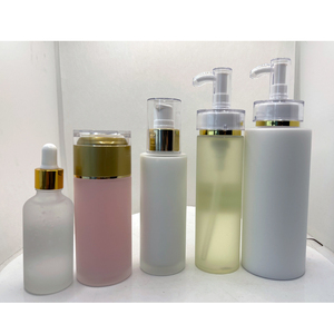 Conjunto de cuidado de <span class=keywords><strong>la</strong></span> piel blanqueador, loción blanqueadora de agua, aceite esencial, crema corporal, aceite de masaje, potente efecto abrillantador - Product Image 4