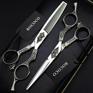 Ciseaux de coiffure professionnels personnalisés en acier inoxydable 440C de 6,0 pouces, pour droitiers, à dents plates, pour franges - Product Image 1