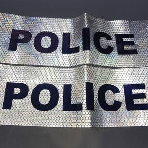 Nastro riflettente in <span class=keywords><strong>Pvc</strong></span> di alta qualità materiale riflettente verde logo dei cartoni animati bagliore nel buio personalizzato di fabbrica - Product Image 1